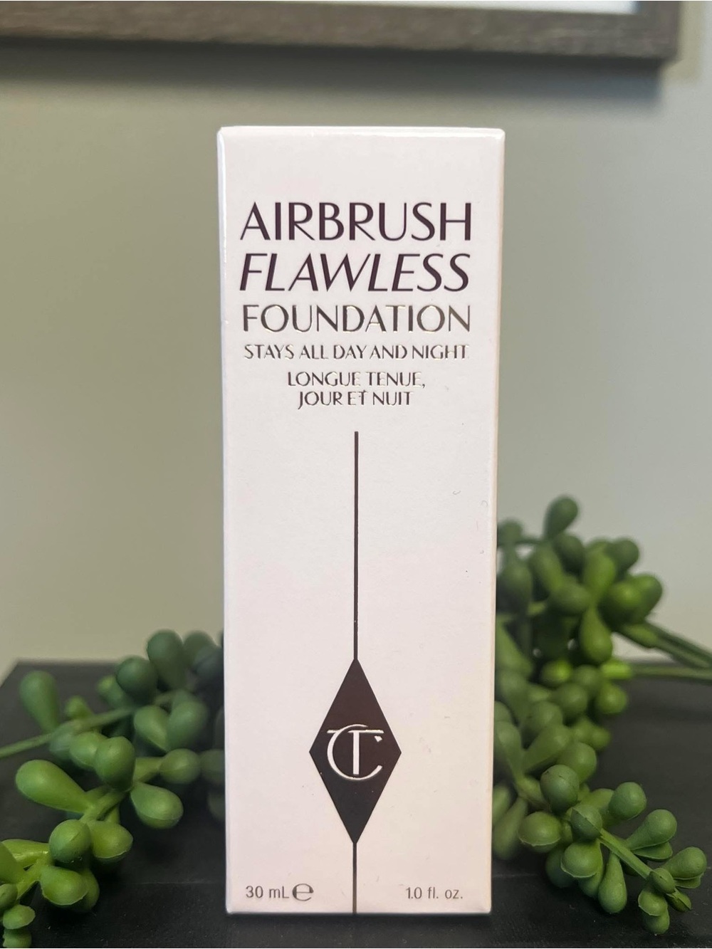 Charlotte Tilbury Airbrush Flawless Foundation - 2N